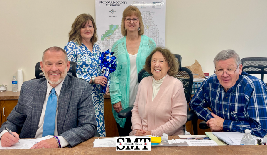 Stoddard County Commissioners Sign Child Abuse Prevention Month Proclamation