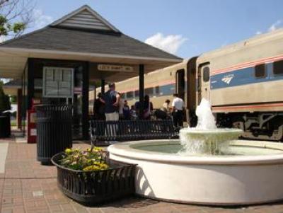 Amtrak Offers Discount on September Trips