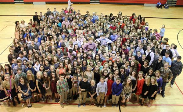 Students Raise Money for JR Beta Club