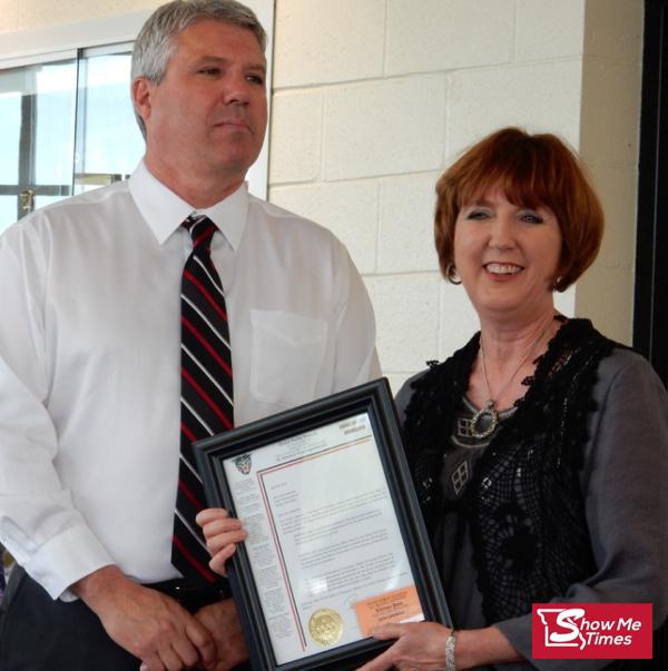June Lawrence, Elementary Art Teacher, Retires From Dexter