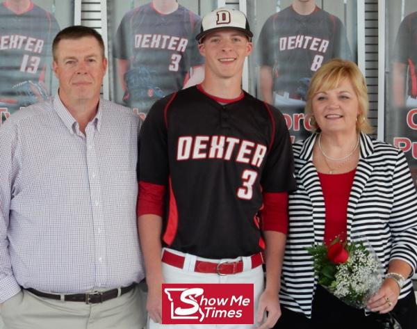 Senior Baseball Athlete Chandler Young