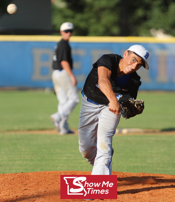 Mules Squeak Past Royals for the Win