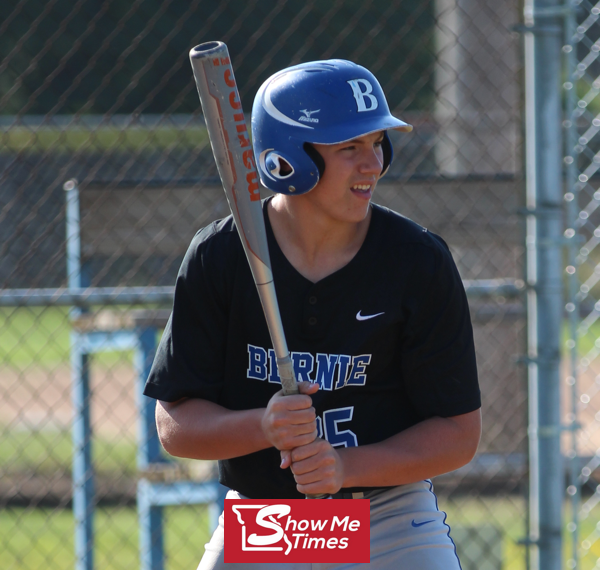 Mules Beat Holcomb in Five Innings