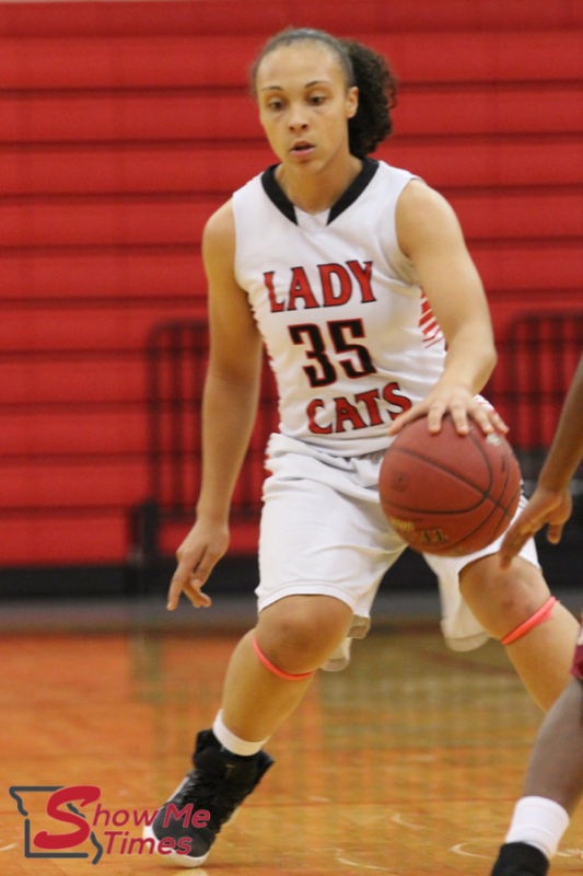 Bearcats Bulldoze Bears at Lady Royals Christmas Classic