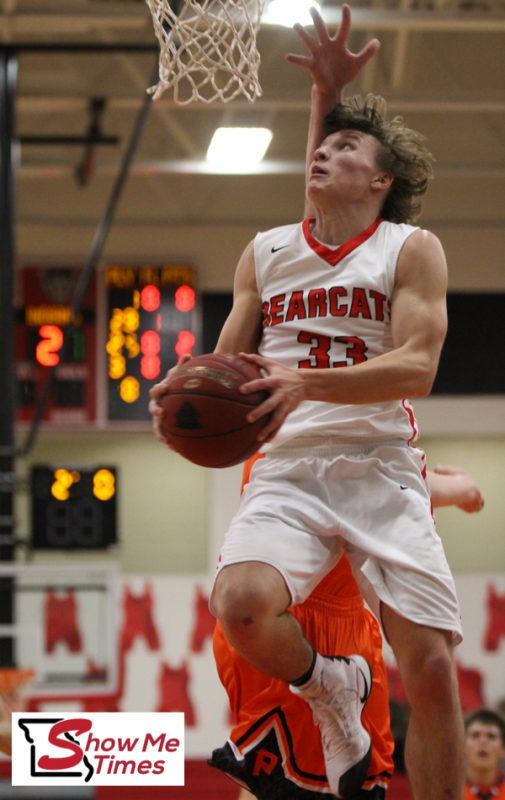 Dexter Beats SCAA Rival Puxico 75-45