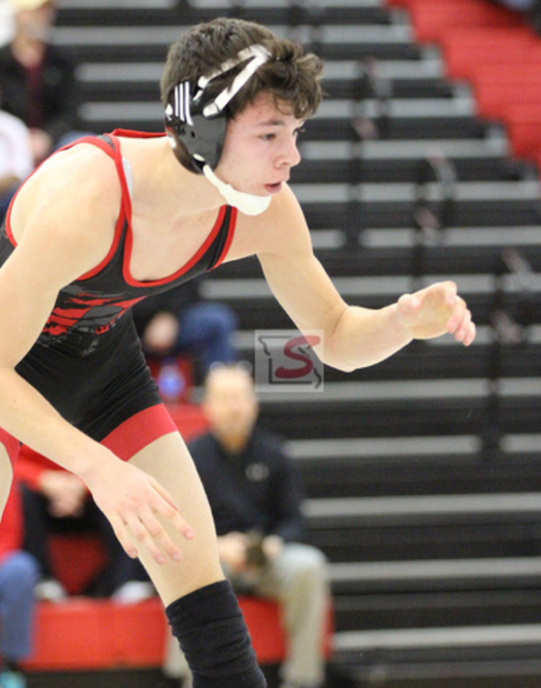 DHS Wrestling Team Defeated Clinton at Marshfield High