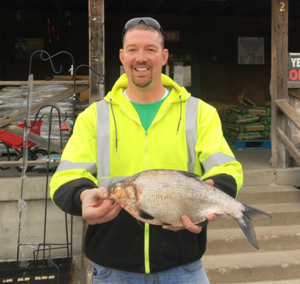 Angler Gigs State Record Gizzard Shad