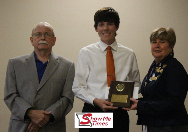 Dexter Elks 2017 Male Student of the Year