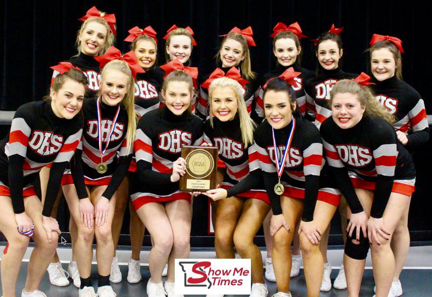 Dexter Bearcats Named SCAA Cheerleading Champions
