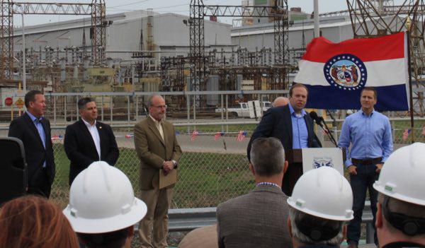 U.S. Rep. Smith Works with White House, Employer to bring 450 Jobs to the Bootheel