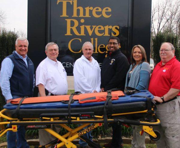 Faurecia Donates Stretcher to Three Rivers EMS Program