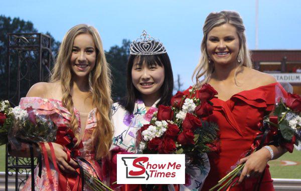 2018 DHS Homecoming Queen Miss Fuyu Fujii
