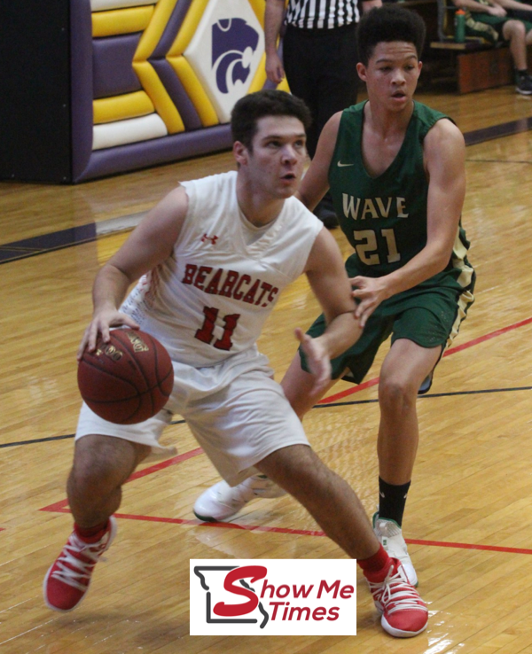 #3 Dexter Beats #14 Malden in Game 3 of the Bloomfield Christmas Tournament