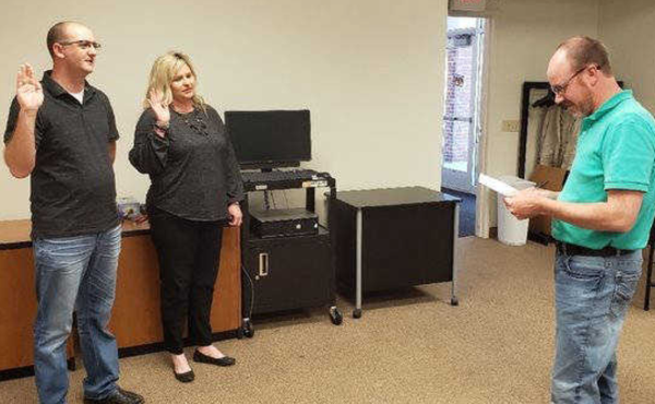 Puxico School Board Votes in New Officers, Swears in New Board Member