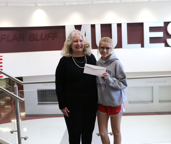 Holland Earns $1,500 Wolpers Scholarship