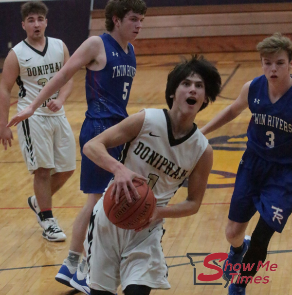 Game #6 Bloomfield Christmas Tournament - Doniphan vs Twin Rivers 2019