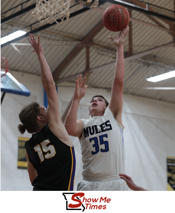 Bernie Mules Earn Win Over Clarkton on Senior Night 2020