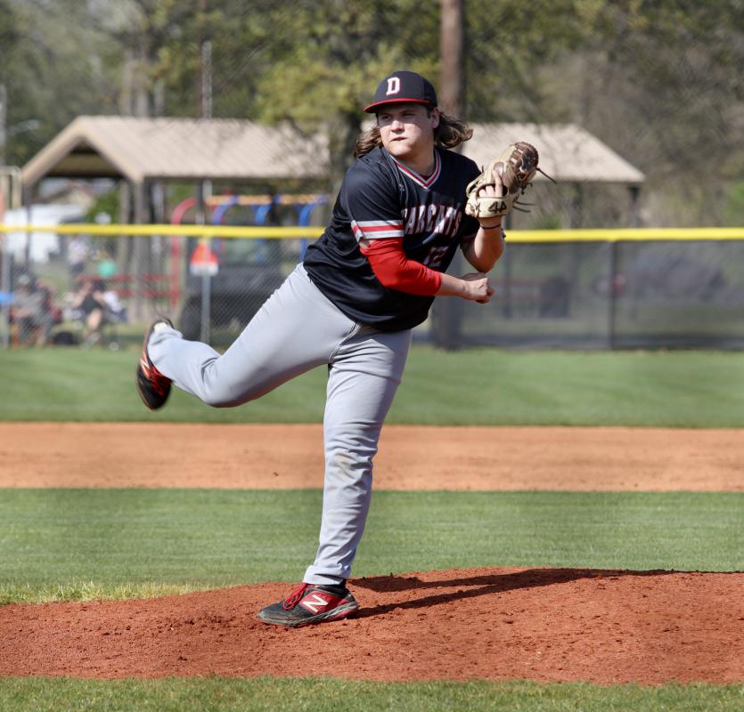Kennett Scores Early Leaving Dexter in the Dust