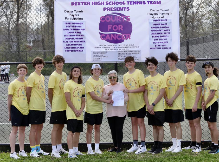 Dexter Tennis Team Donates Money to 18ForeLife
