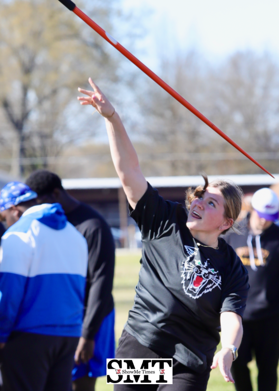 Dexter Bearcats Compete Well at the 76th Annual Mineral Area Relays and Girls Invitational