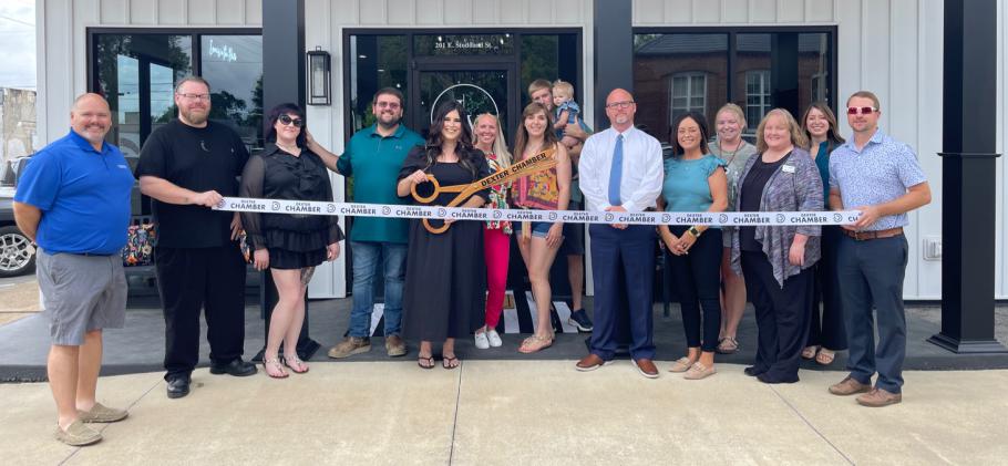 Ribbon Cutting Held for IV Salon and Spa in Dexter
