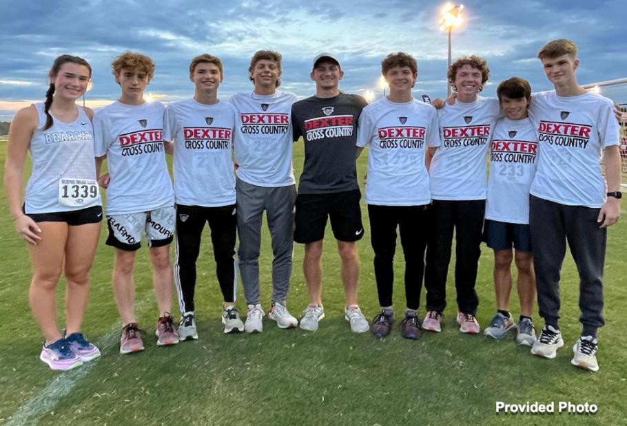 DHS Cross Country Team Competes Well at Memphis Twilight