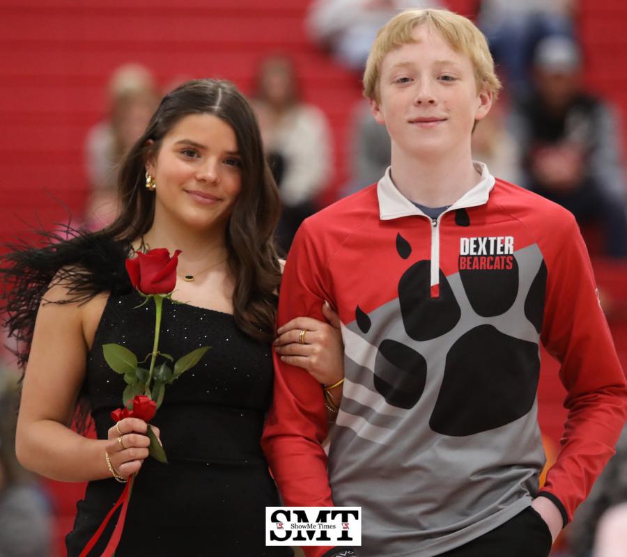 DHS 2025 Winter Homecoming Queen Candidate Featuring Julianna Hervoyavich