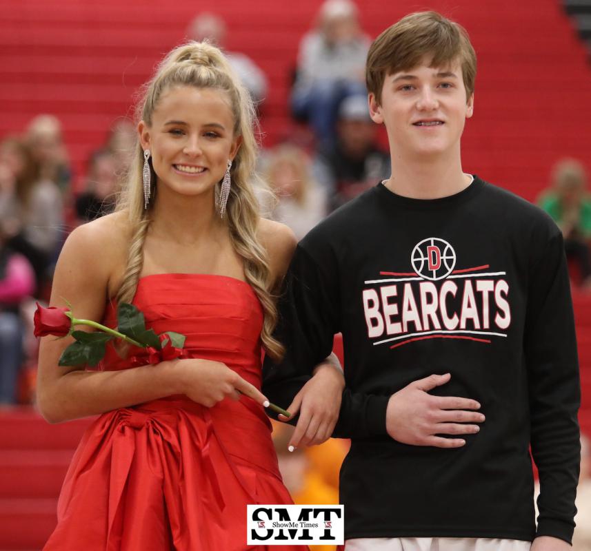 DHS 2025 Winter Homecoming Queen Candidate Featuring Kate Nichols